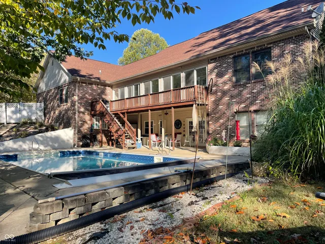 $625,000 | 1564 West County Road 1050 South, Cloverdale, IN 46120