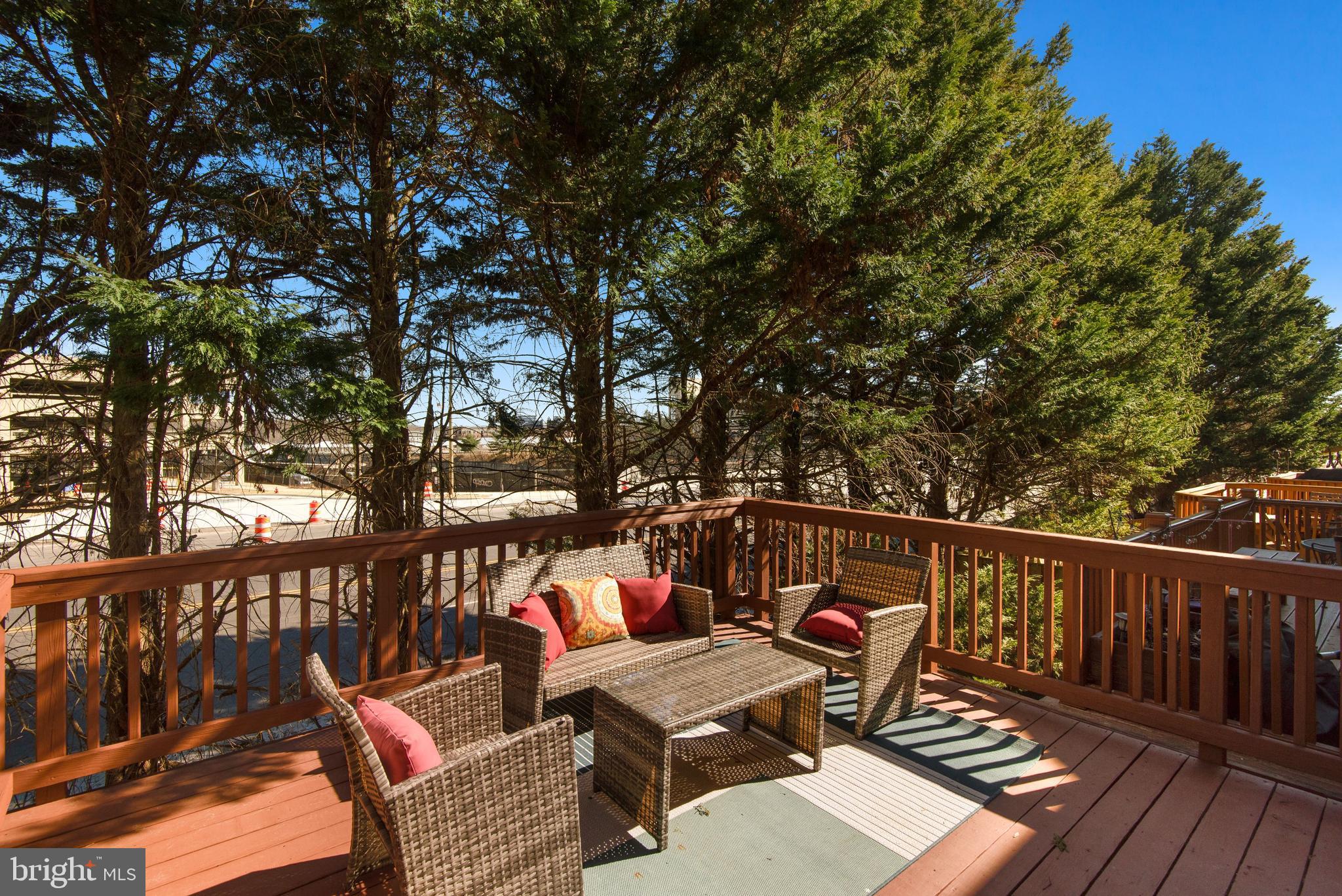2819 Roesh Way Vienna, VA 22181 - Photo 29 of 64 Large deck with no neighbors facing you