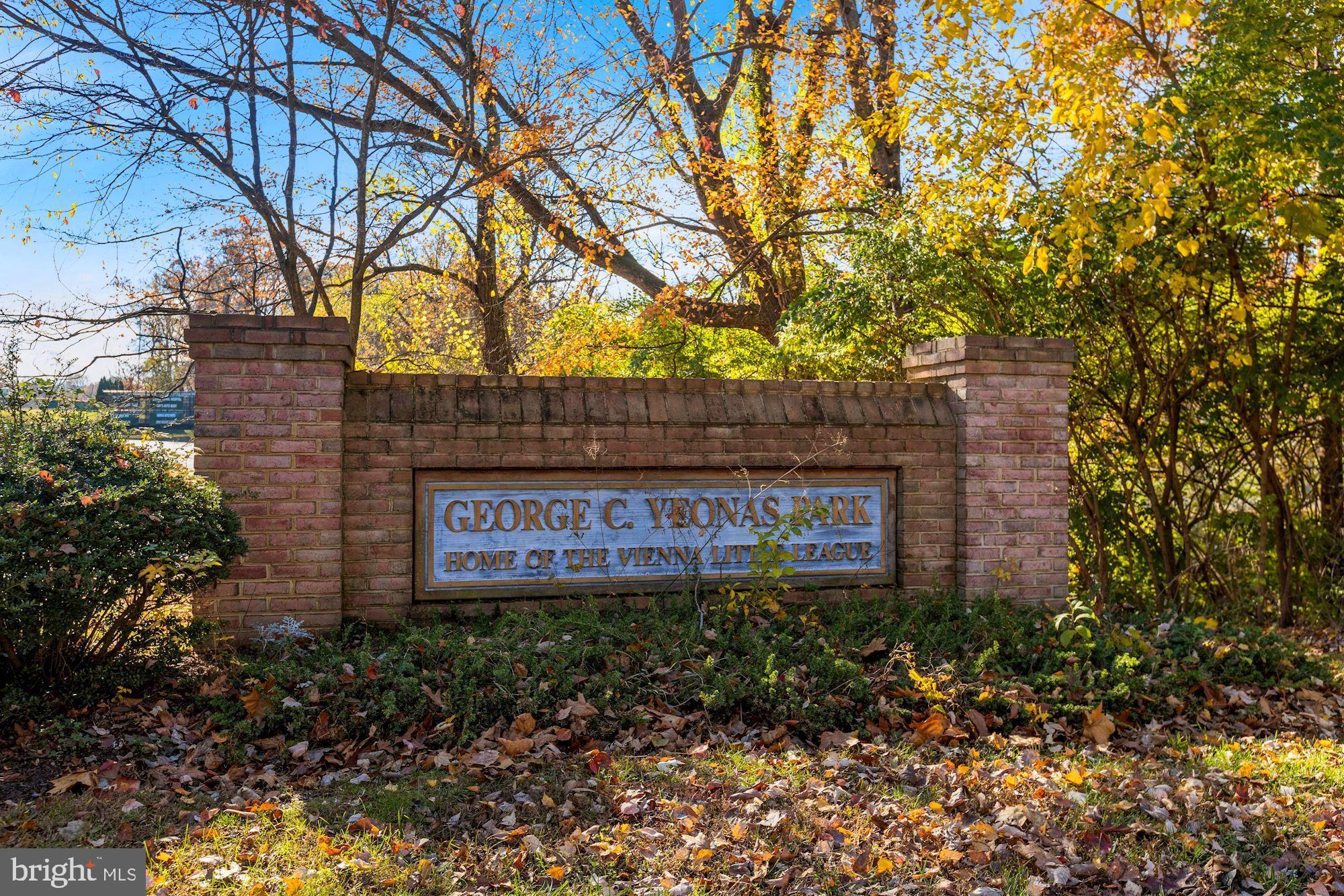 2819 Roesh Way Vienna, VA 22181 - Photo 43 of 64 Gallery Image 43