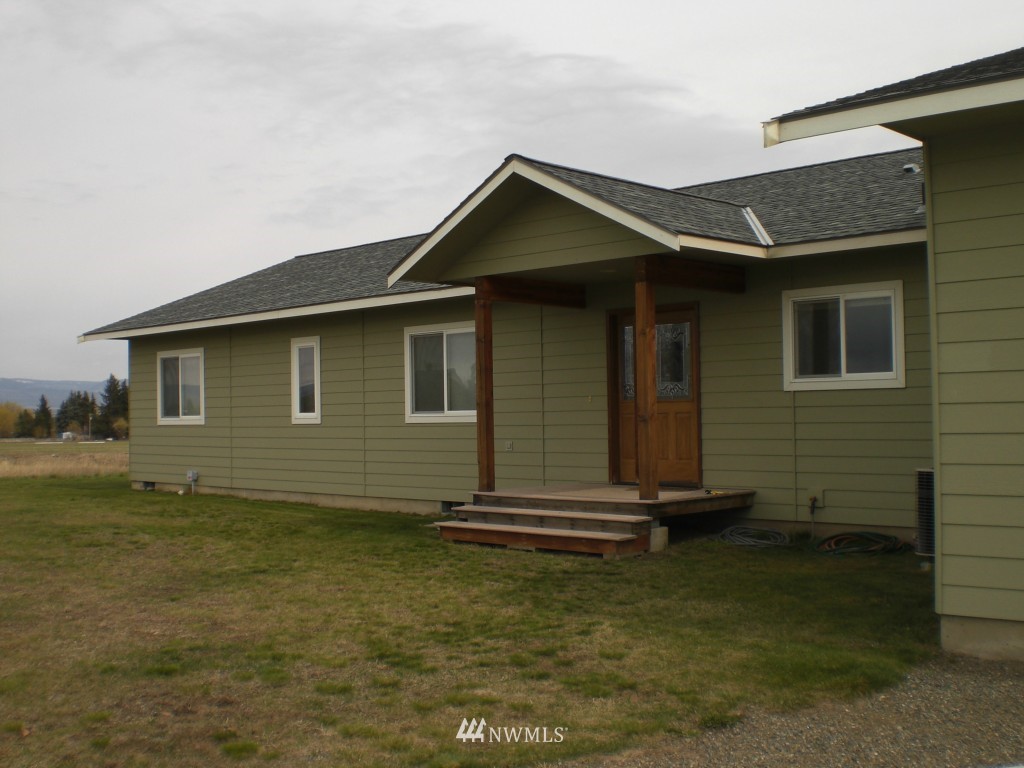 1492 Strande Road Ellensburg, WA 98926 - Photo 1 of 25 Gallery Image 1
