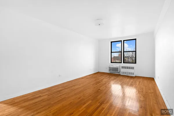 $359,999 | 50-21 39th Place, Unit 4B | Sunnyside