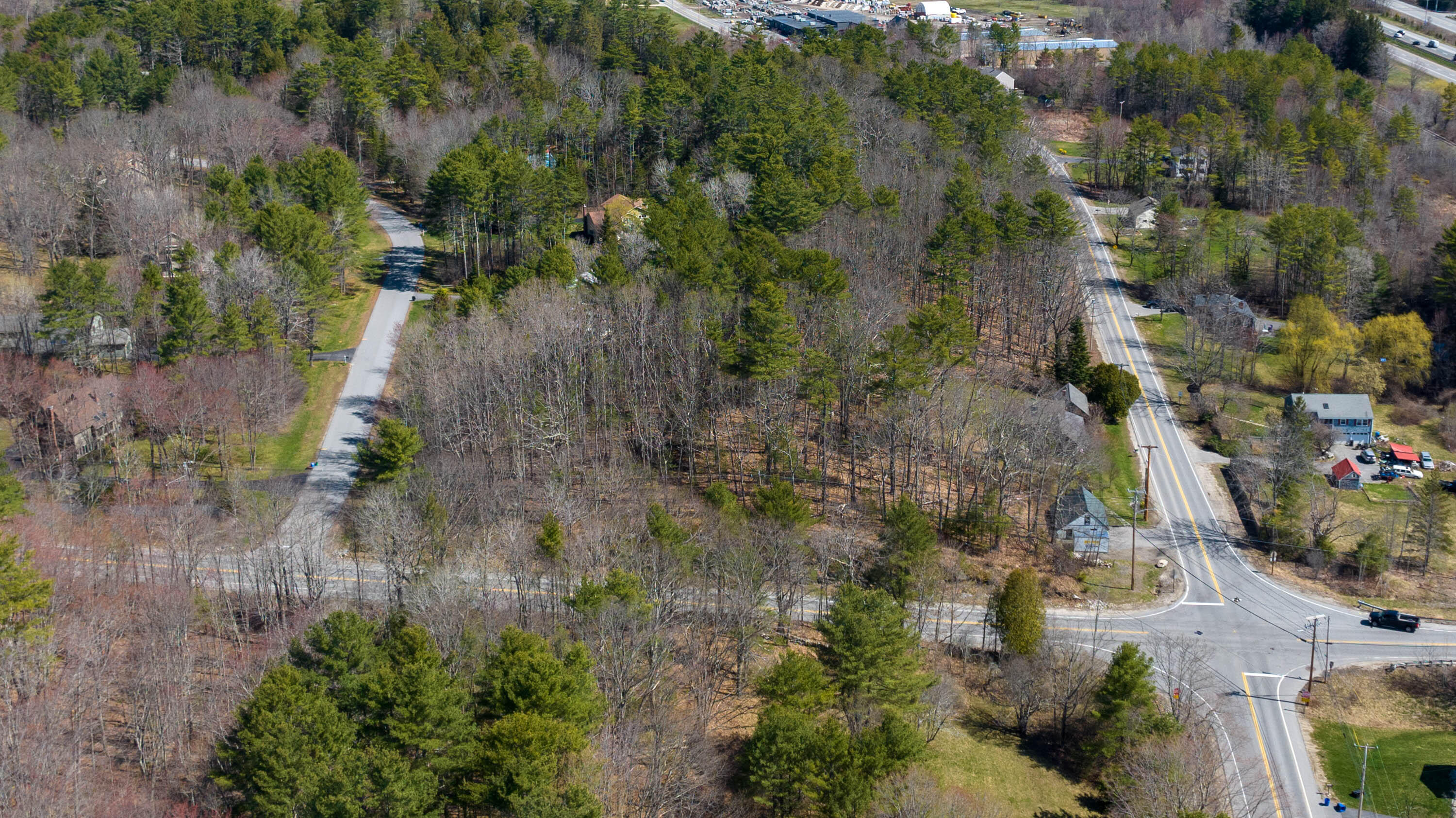 172 B Middle Road Cumberland Center, ME 04021 - Photo 2 of 9 pic-3