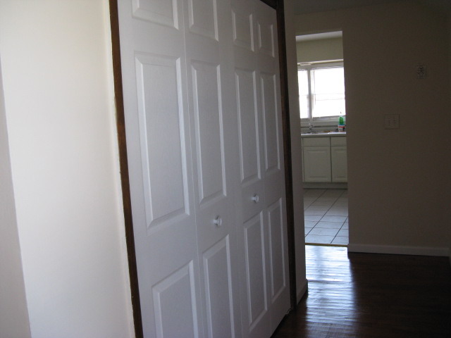 7923 82nd Street Bridgeview, IL 60455 - Photo 15 of 18