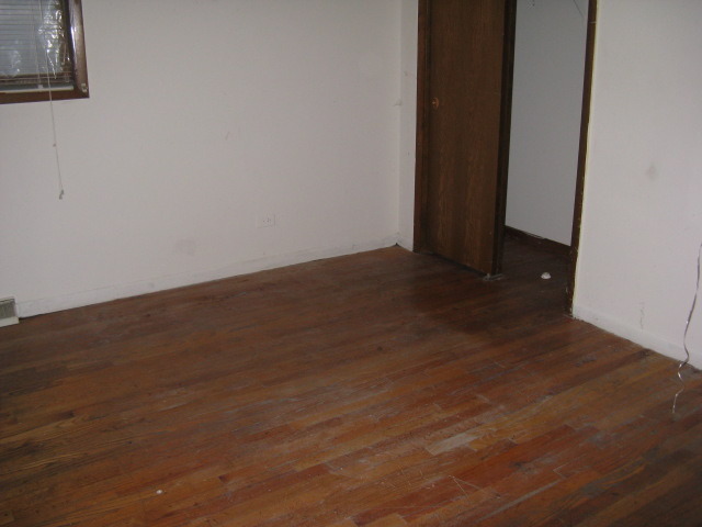 7923 82nd Street Bridgeview, IL 60455 - Photo 9 of 18