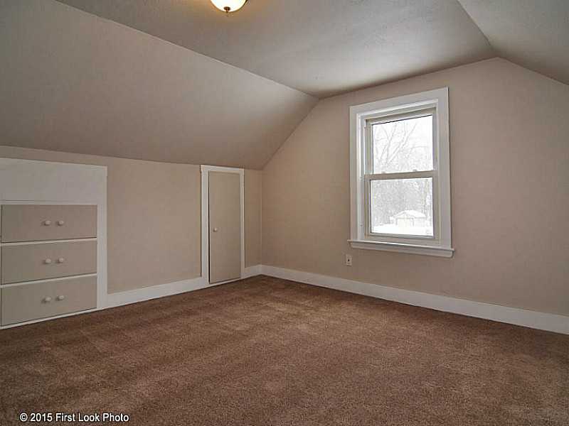 339 Lucille Street Woonsocket, RI 02895 - Photo 15 of 23 Bedroom.