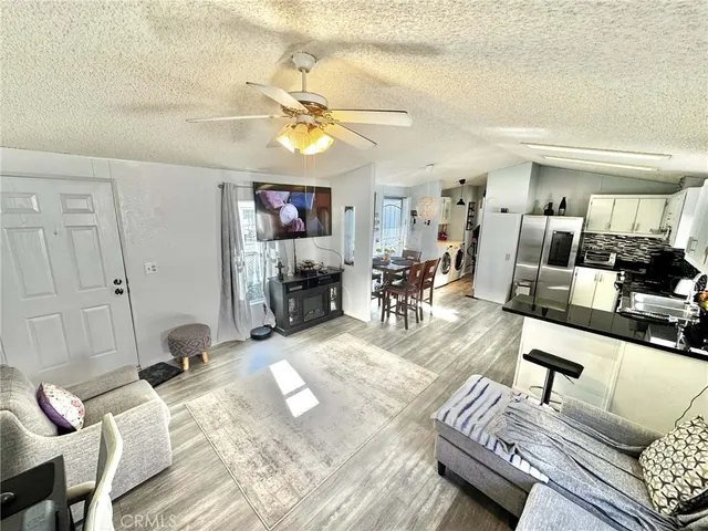 $190,000 | 8811 Park Street, Unit 54, Bellflower, CA 90706