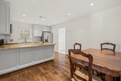 $310,000 | 2725 Wayside Avenue, Fort Worth, TX 76110