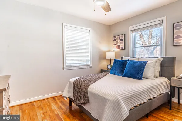 $3,000 | 2122 Arlington Terrace, Alexandria, VA 22303