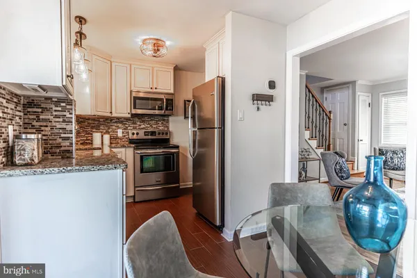 $3,000 | 2122 Arlington Terrace, Alexandria, VA 22303