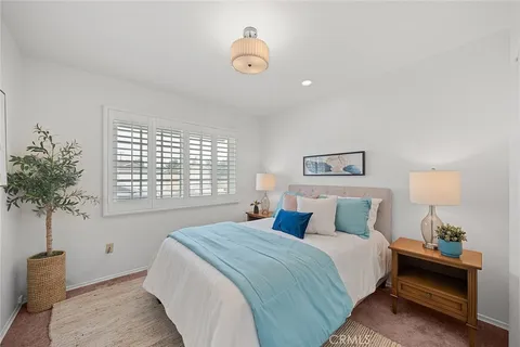 $1,050,000 | 6230 East Pageantry Street, Long Beach, CA 90808