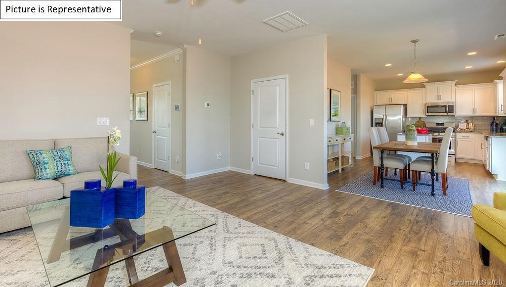 4909 Traynor Road Charlotte, NC 28216 - Photo 11 of 38 Gallery Image 11