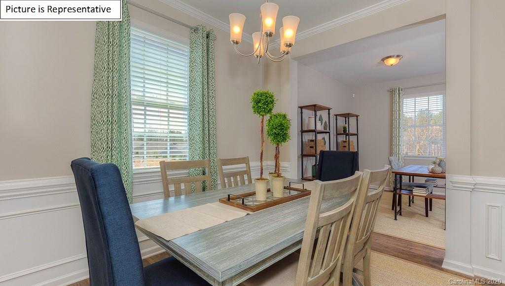 4909 Traynor Road Charlotte, NC 28216 - Photo 6 of 38 Gallery Image 6