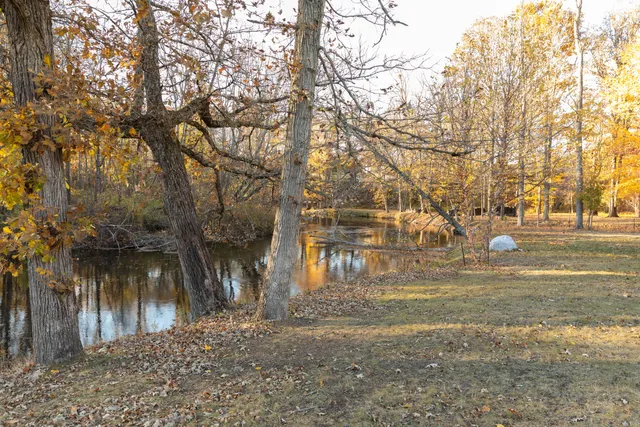 $499,000 | 3733 South Brenlor Drive, Hesperia, MI 49421