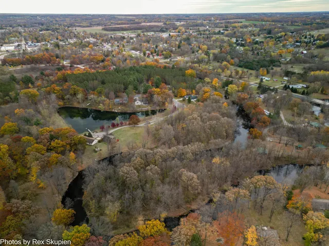 $499,000 | 3733 South Brenlor Drive, Hesperia, MI 49421