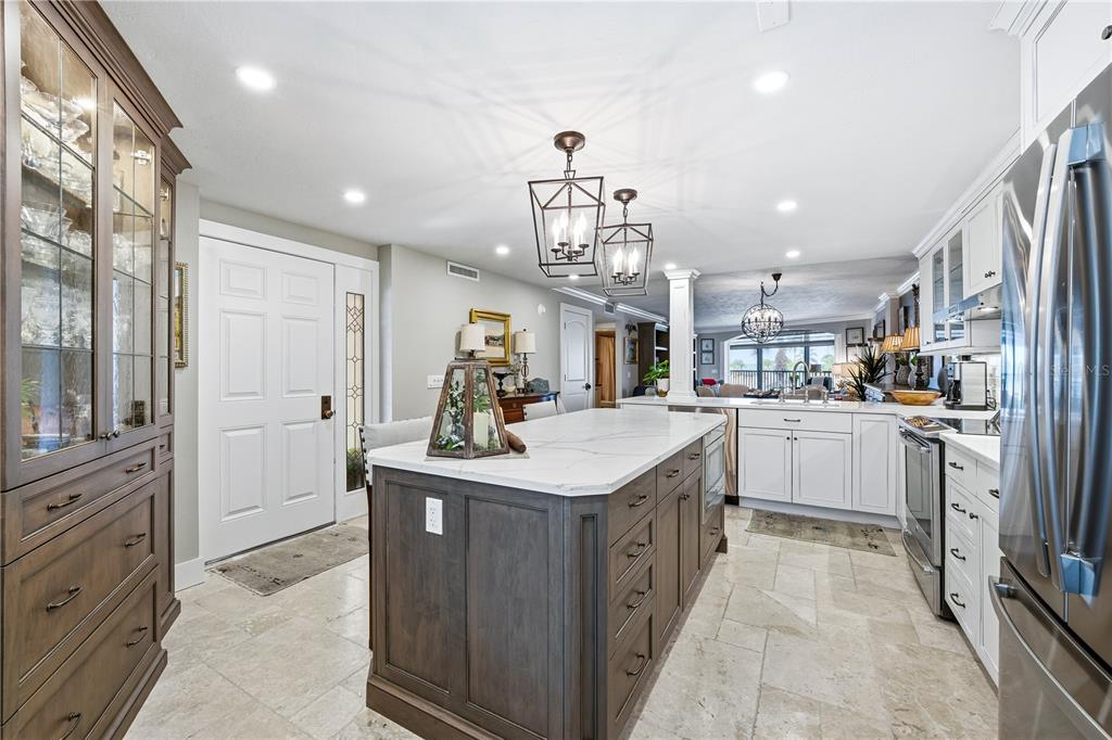 5880 Midnight Pass Road, Unit 302 Sarasota, FL 34242 - Photo 11 of 97