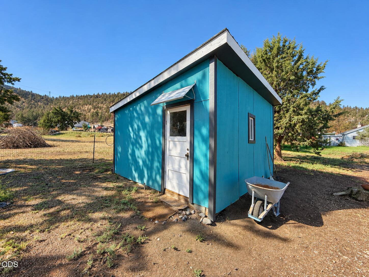 1302 Southwest Crestview Road Prineville, OR 97754 - Photo 23 of 26 Gallery Image 23