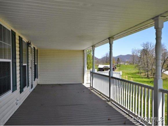 282 Incinerator Road Clyde, NC 28721 - Photo 3 of 14