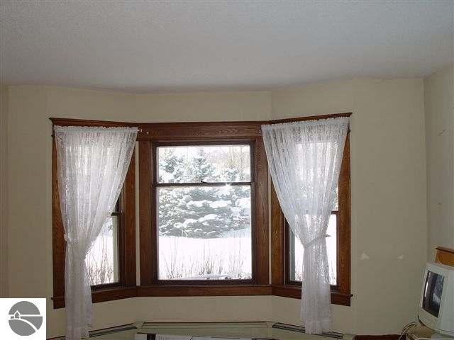7675 East Harrys Road Traverse City, MI 49684 - Photo 4 of 9 1673303-3.JPG