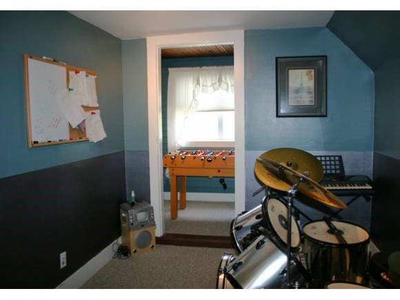 221 Union Street Springfield, VT 05156 - Photo 23 of 24