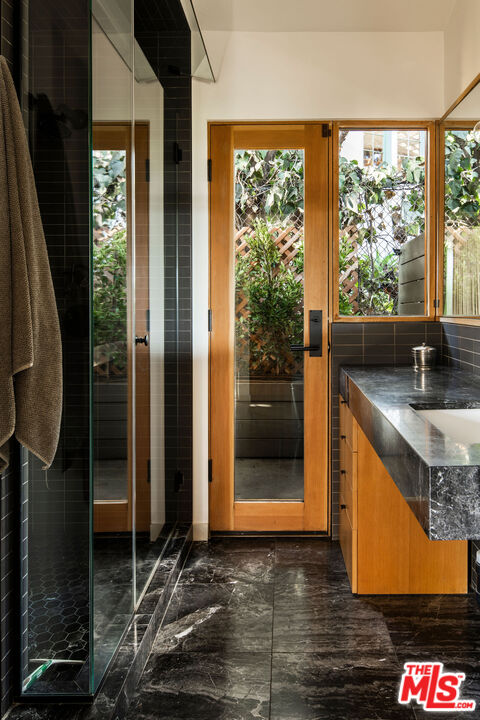 1449 Elevado Street Los Angeles, CA 90026 - Photo 23 of 33 Gallery Image 23