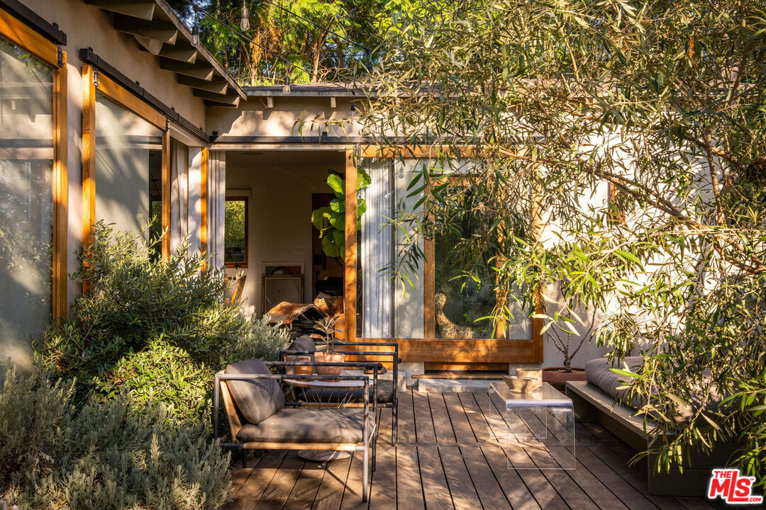 1449 Elevado Street Los Angeles, CA 90026 - Photo 26 of 33 Gallery Image 26