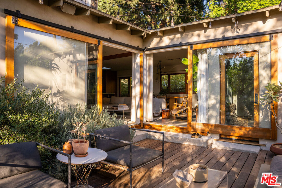 1449 Elevado Street Los Angeles, CA 90026 - Photo 27 of 33 Gallery Image 27