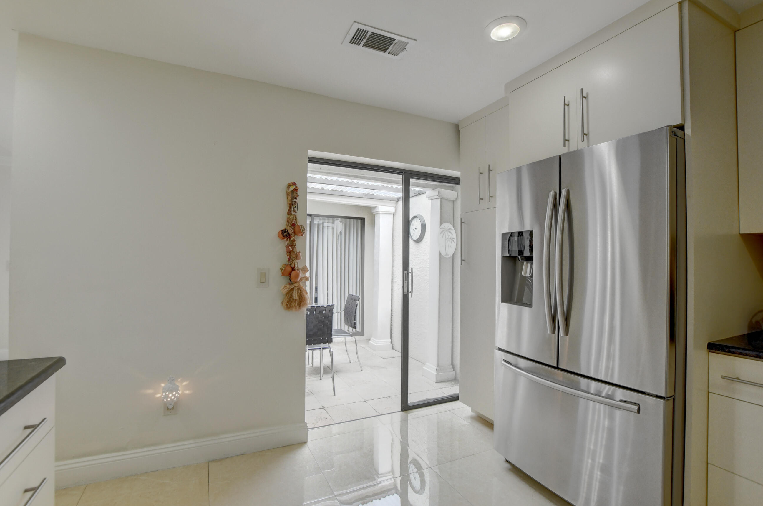 9103 Southwest 20th Street, Unit D Boca Raton, FL 33428 - Photo 17 of 53 32_ebf_2126_27_28_29_30