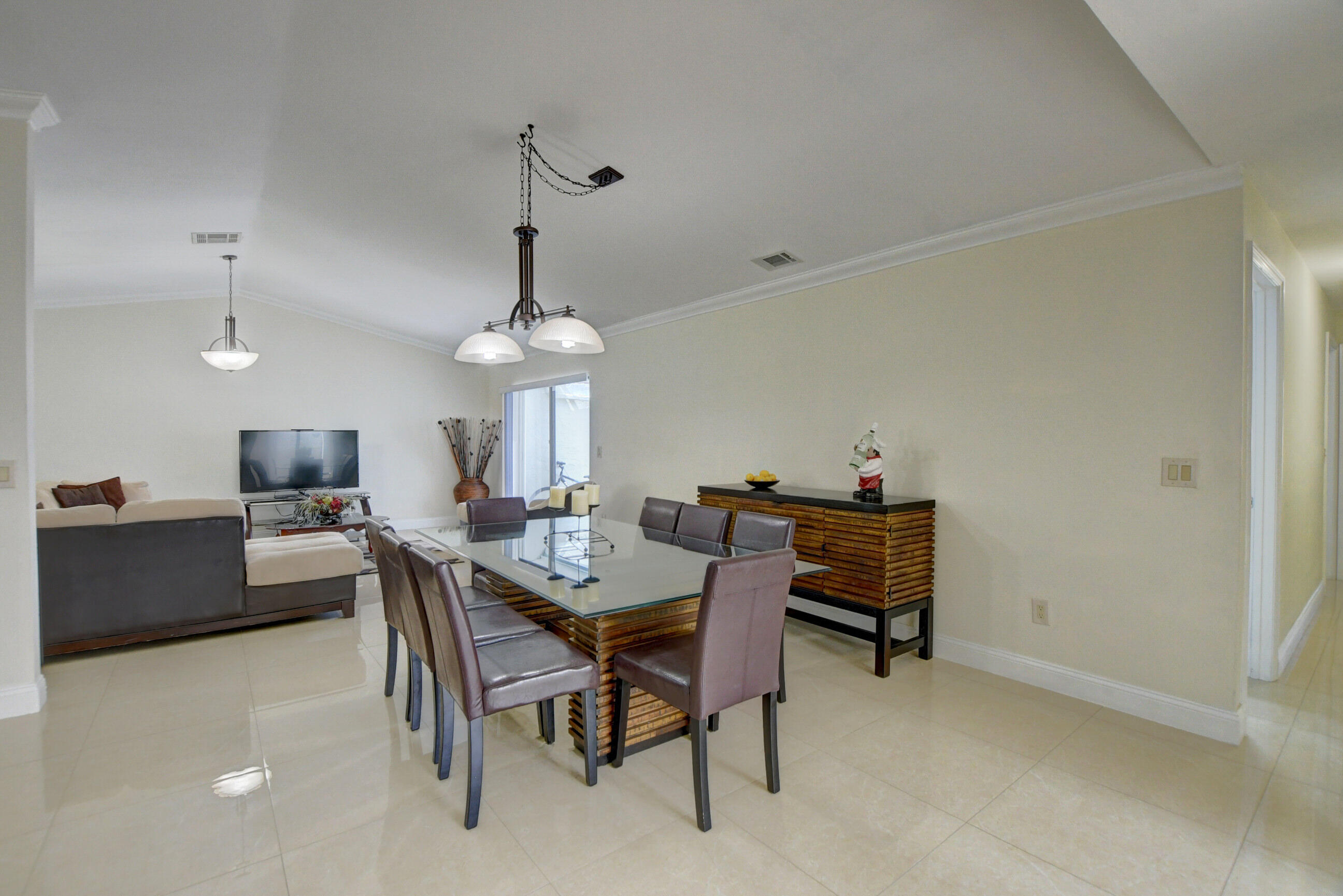 9103 Southwest 20th Street, Unit D Boca Raton, FL 33428 - Photo 5 of 53 20_ebf_2066_67_68_69_70