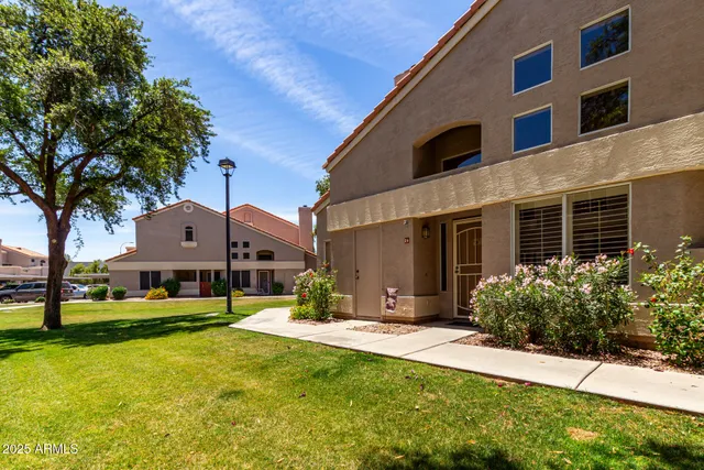 $350,500 | 500 North Roosevelt Avenue, Unit 26, Chandler, AZ 85226