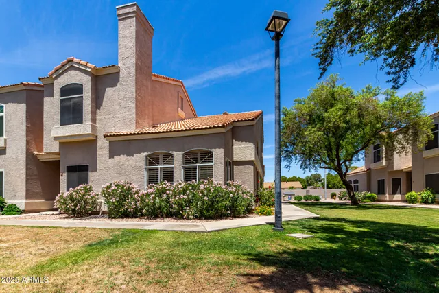 $350,500 | 500 North Roosevelt Avenue, Unit 26, Chandler, AZ 85226