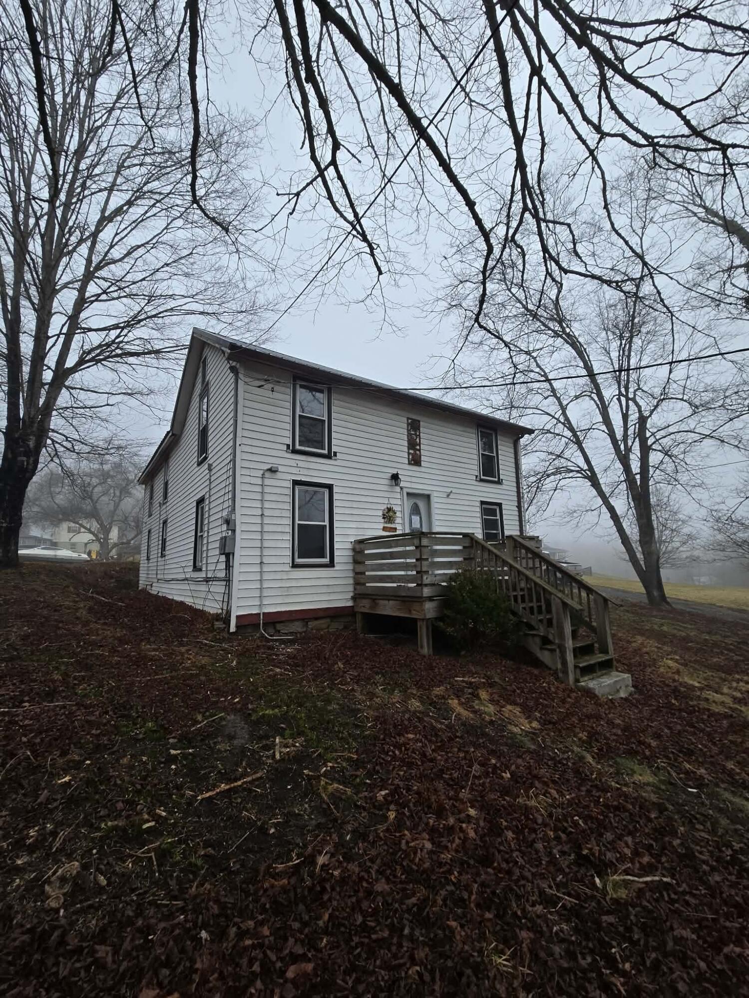 3684 Teaberry Road Ronceverte, WV 24970 - Photo 2 of 23 Messenger_creation_DA31EAEF-7F00-41E4-B4