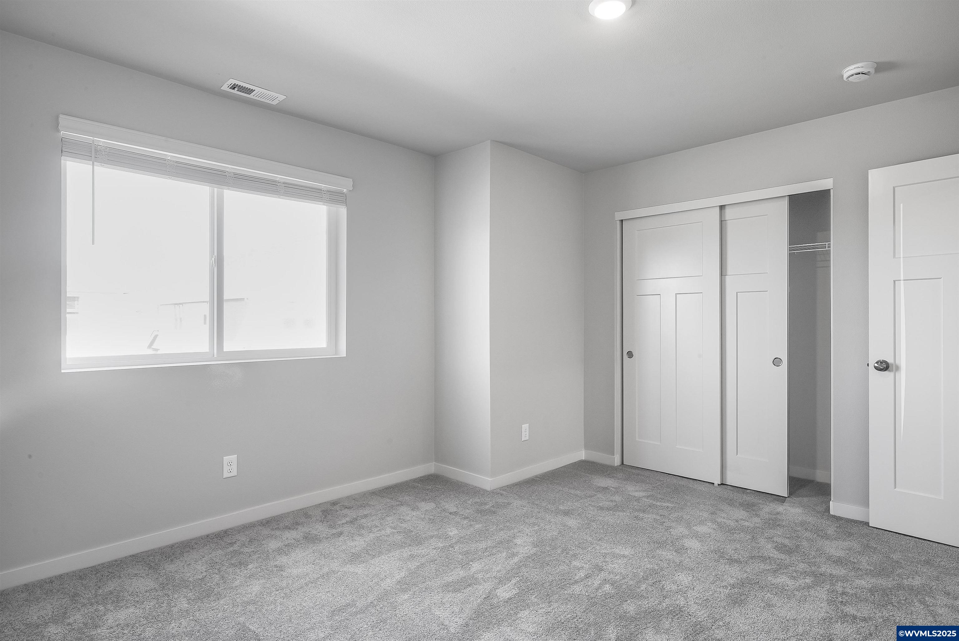 5879 Bainbridge Road Eugene, OR 97402 - Photo 8 of 13