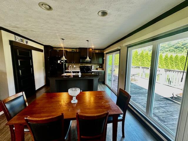 3169 Steele Branch Road Frankfort, KY 40601 - Photo 12 of 80 3169 Steele Kitchen Dining 2