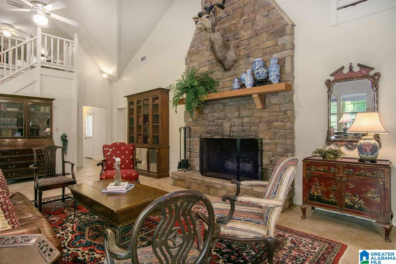1720 Ponderosa Road Hayden, AL 35079 - Photo 4 of 45