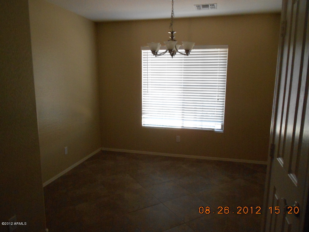 17731 West Calavar Road Surprise, AZ 85388 - Photo 4 of 10 DSCN6031
