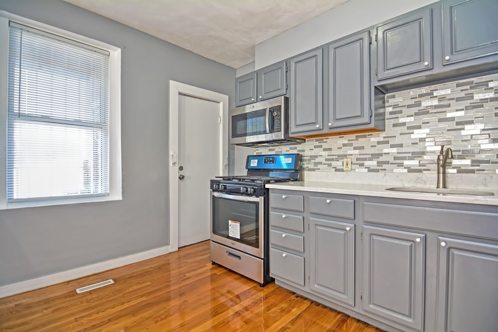 6 Edwin Street, Unit 1 Boston, MA 02124 - Photo 15 of 27 Gallery Image 15