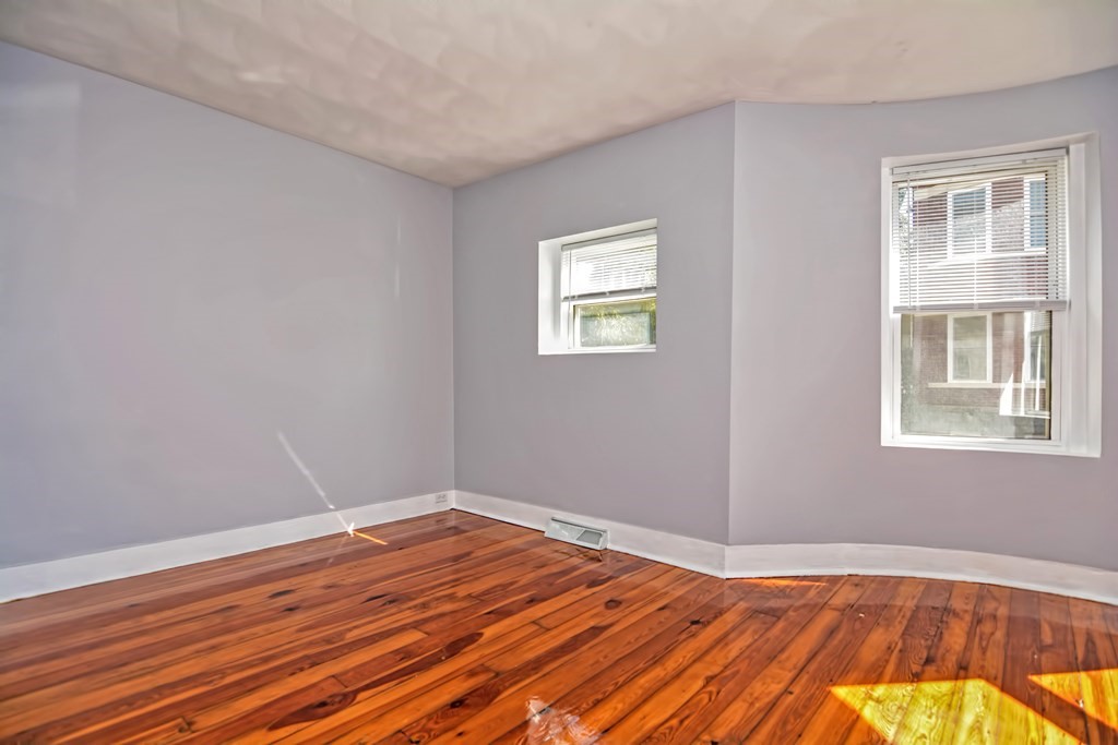 6 Edwin Street, Unit 1 Boston, MA 02124 - Photo 5 of 27 Gallery Image 5