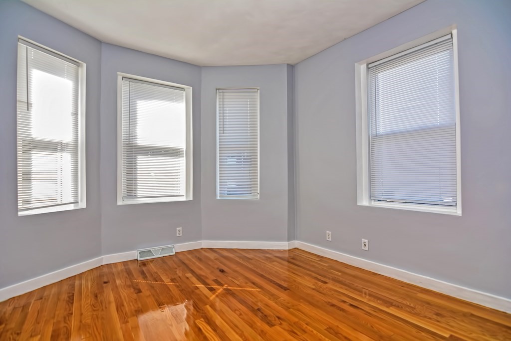 6 Edwin Street, Unit 1 Boston, MA 02124 - Photo 8 of 27 Gallery Image 8