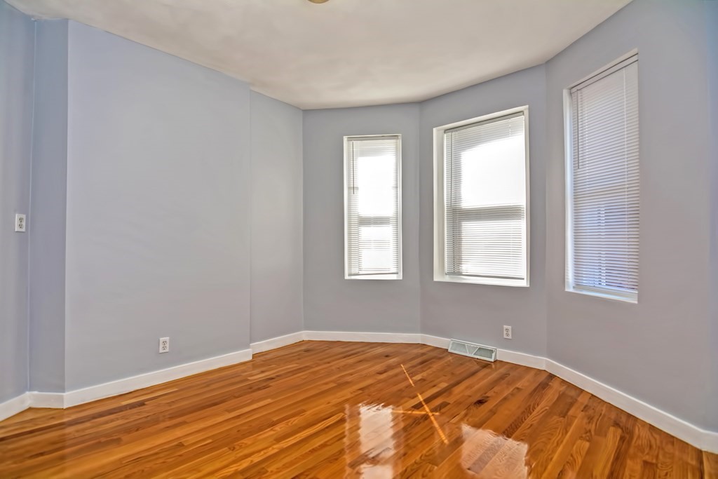 6 Edwin Street, Unit 1 Boston, MA 02124 - Photo 9 of 27 Gallery Image 9