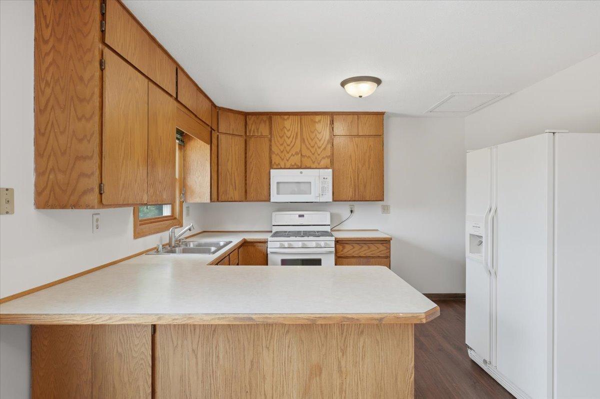 710 Kinney Road Hudson, WI 54016 - Photo 14 of 46
