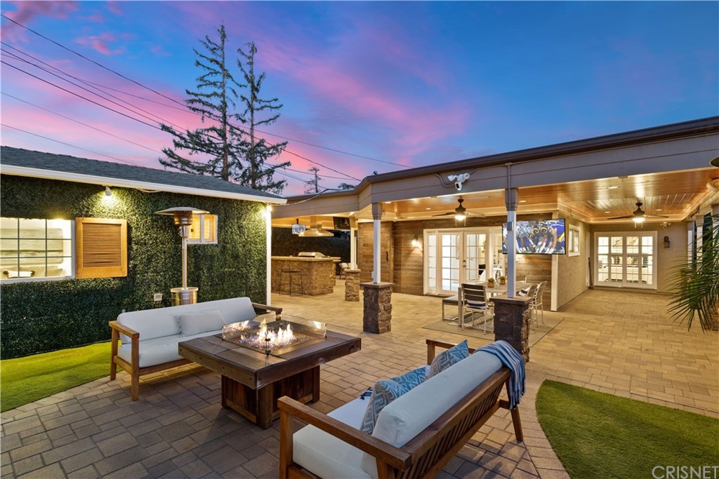 4223 Warner Boulevard Burbank, CA 91505 - Photo 22 of 46