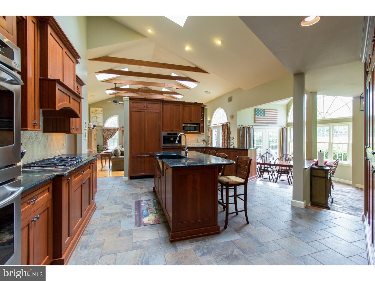 5 Fox Run Phoenixville, PA 19460 - Photo 2 of 25