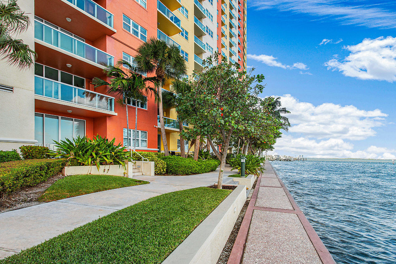2640 Lake Shore Drive, Unit 115 Riviera Beach, FL 33404 - Photo 12 of 18 045-2650LakeShoreDr-RivieraBeach-FL-smal