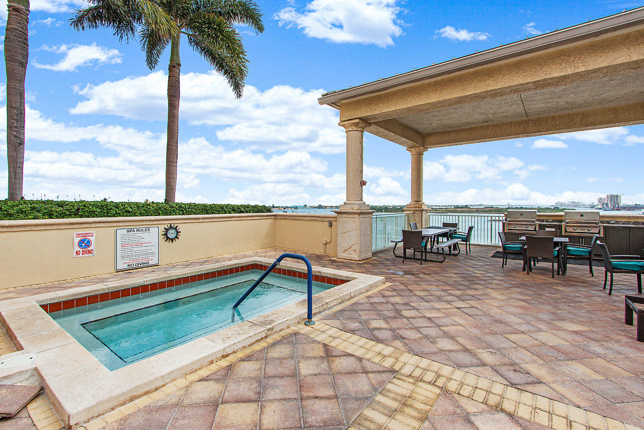 2640 Lake Shore Drive, Unit 115 Riviera Beach, FL 33404 - Photo 13 of 18 049-2650LakeShoreDr-RivieraBeach-FL-smal