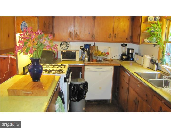 20 Stouts Road Skillman, NJ 08558 - Photo 3 of 22
