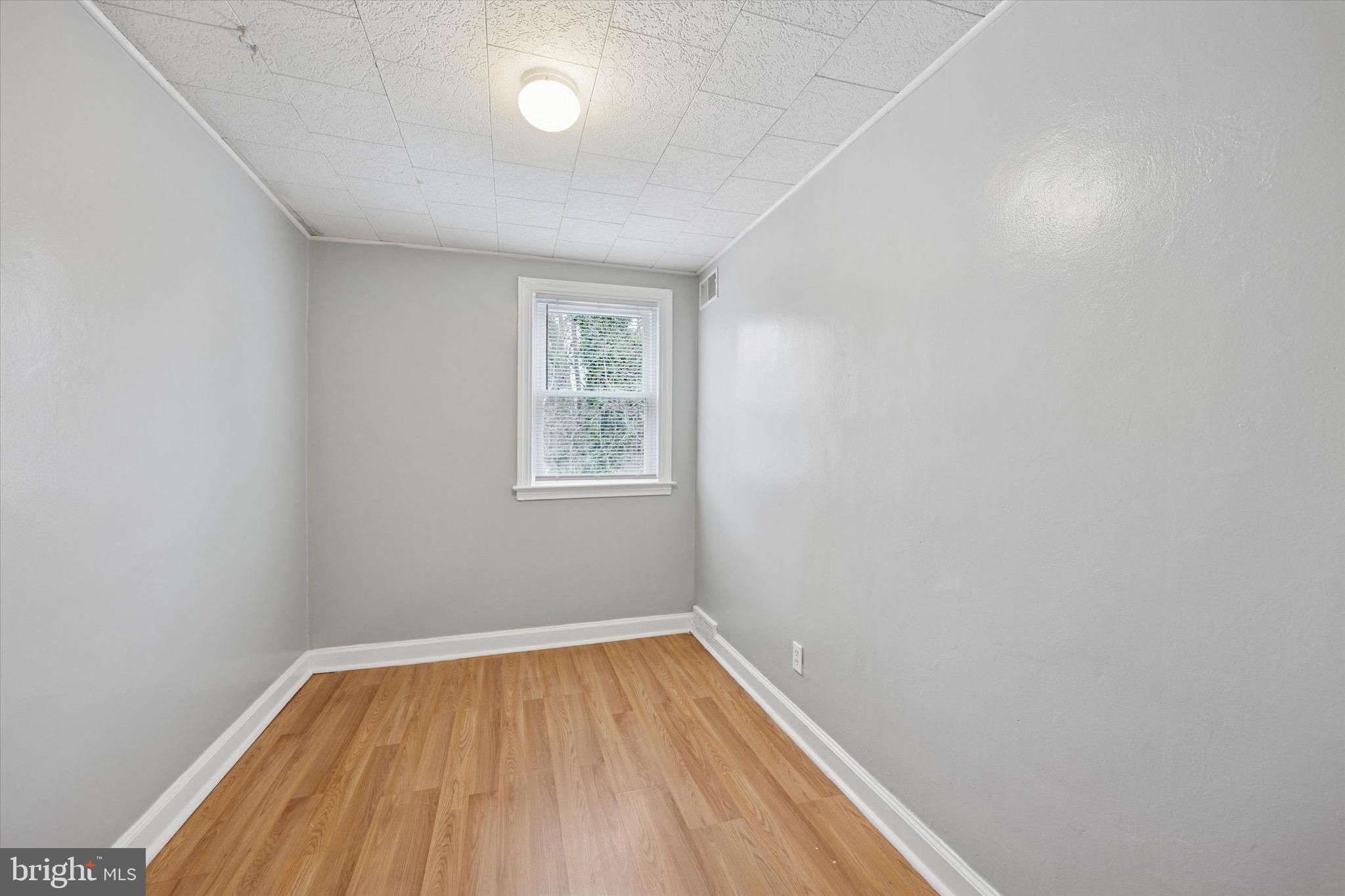 3951 Stratford Road Drexel Hill, PA 19026 - Photo 15 of 17 2nd Bedroom
