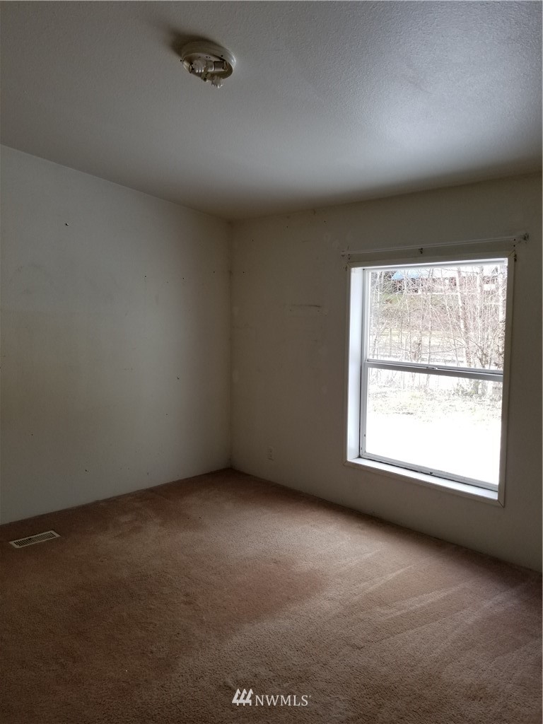 665 Silverbrook Road Randle, WA 98377 - Photo 14 of 22