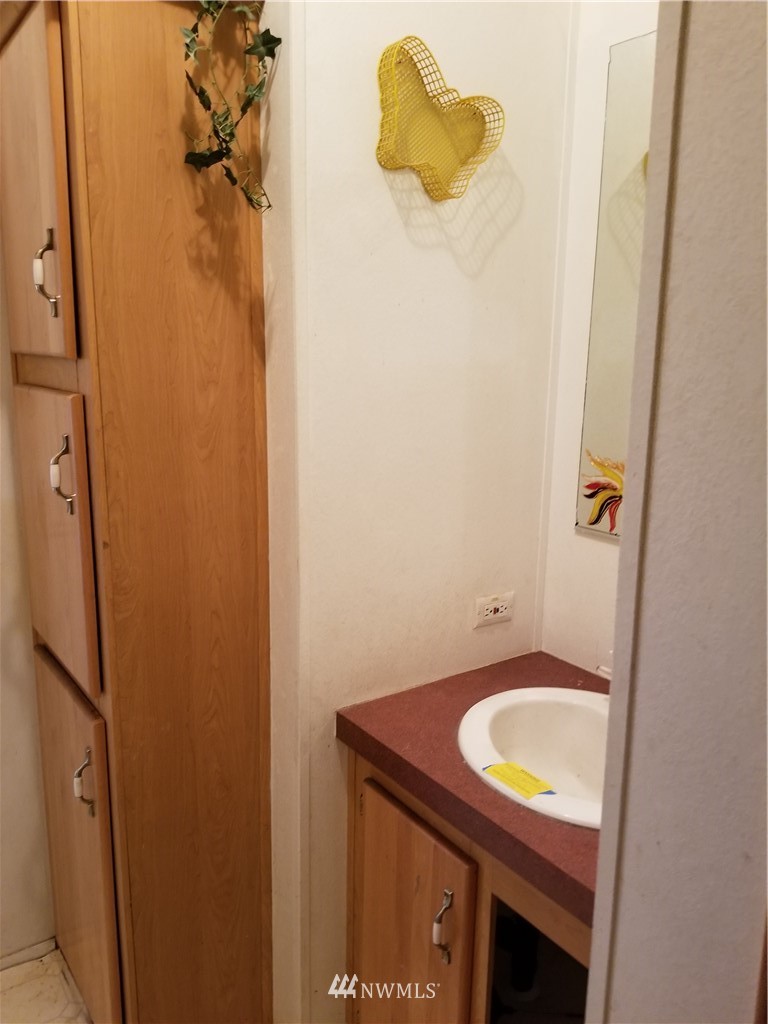 665 Silverbrook Road Randle, WA 98377 - Photo 10 of 22