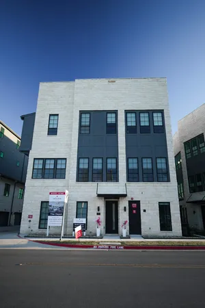 $2,400 | 264 Pullman Court, Round Rock, TX 78664