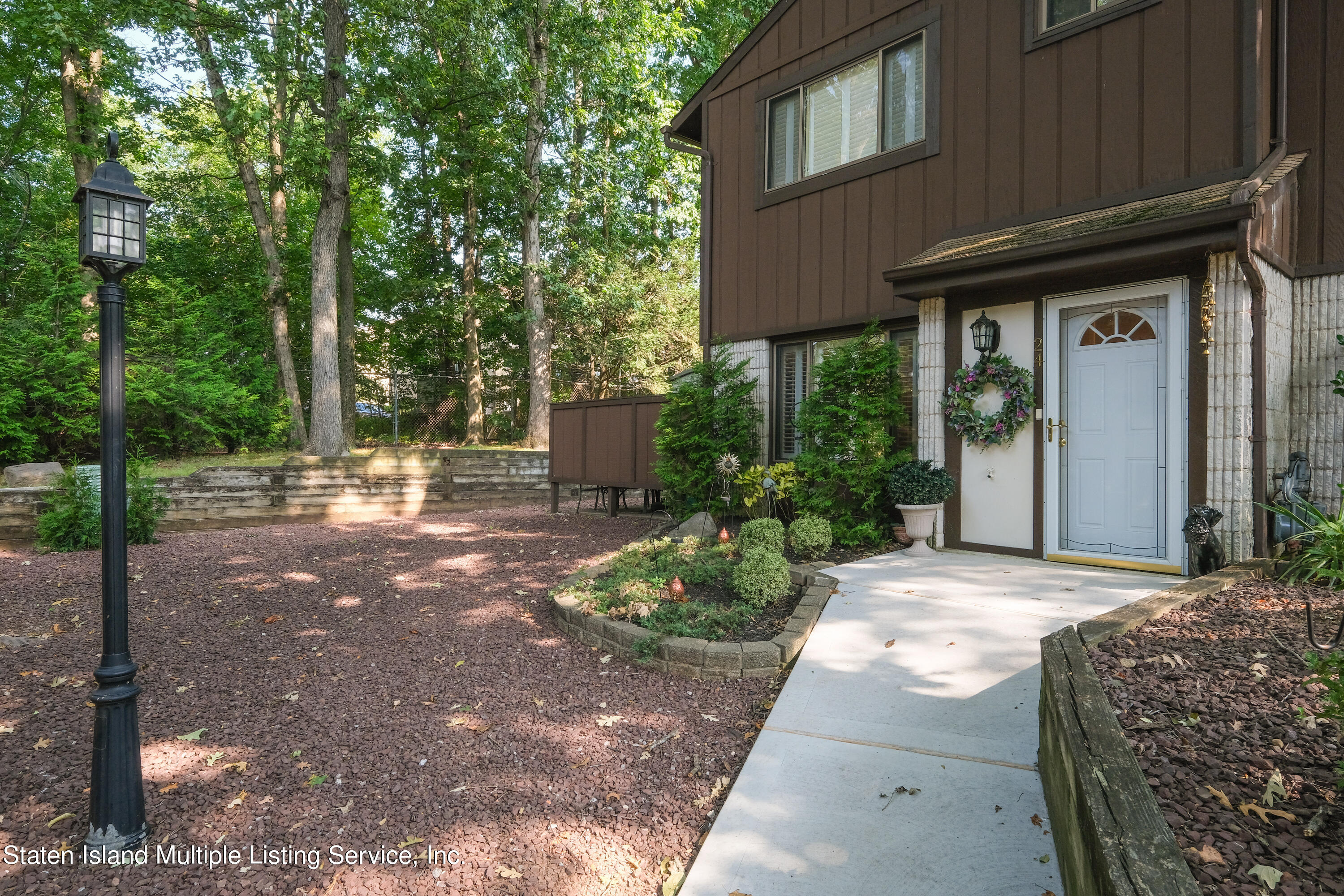 24 Rumson Road Staten Island, NY 10314 - Photo 19 of 19 25 Rumson Rd Staten Island, NY 10314 03